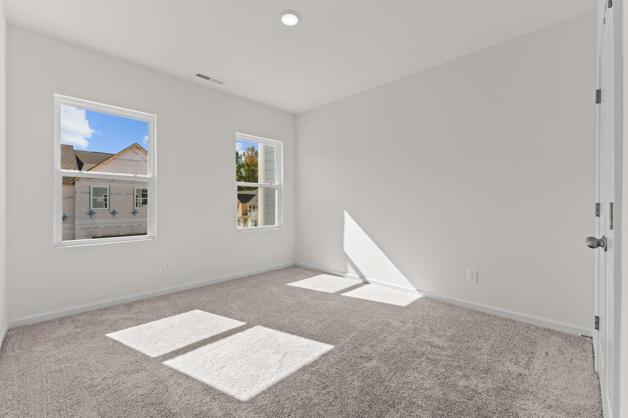 1872 Knights Crest Way