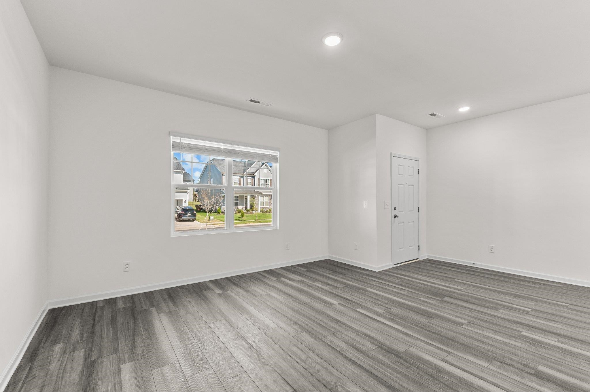 1872 Knights Crest Way