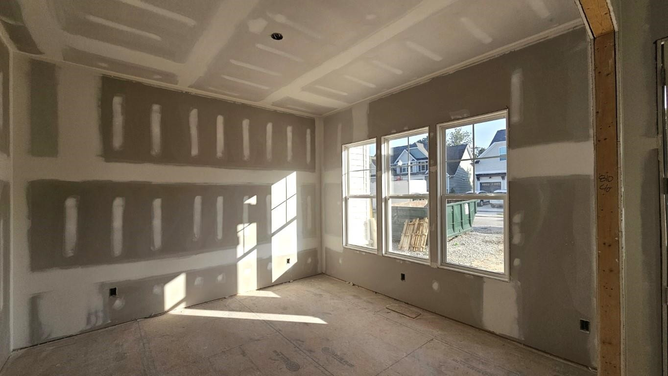 312 Prides Crossing