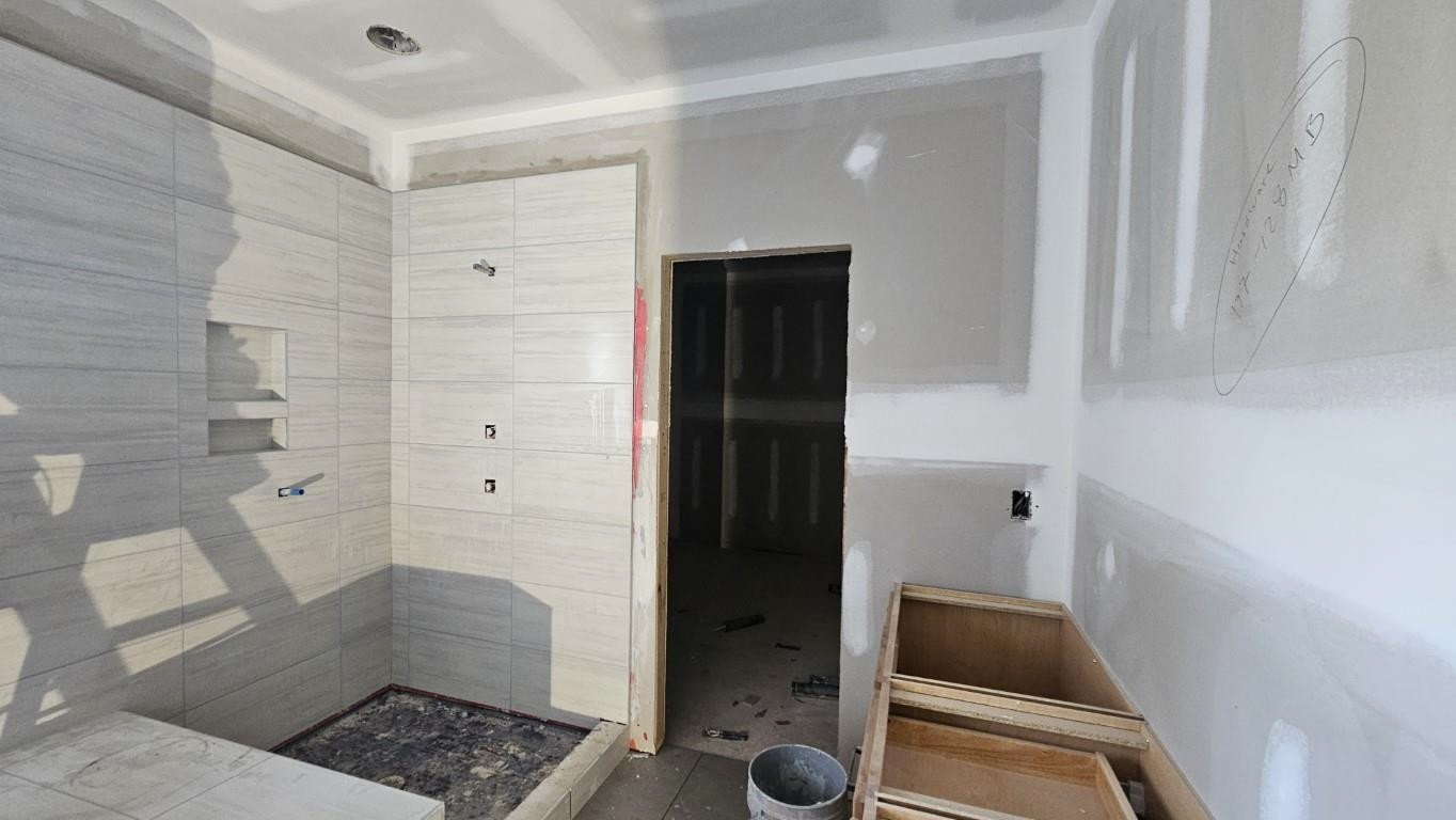 312 Prides Crossing