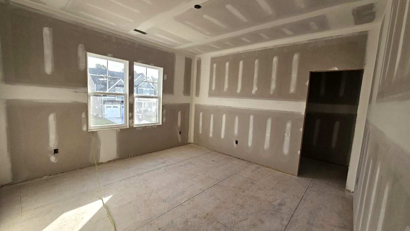 312 Prides Crossing