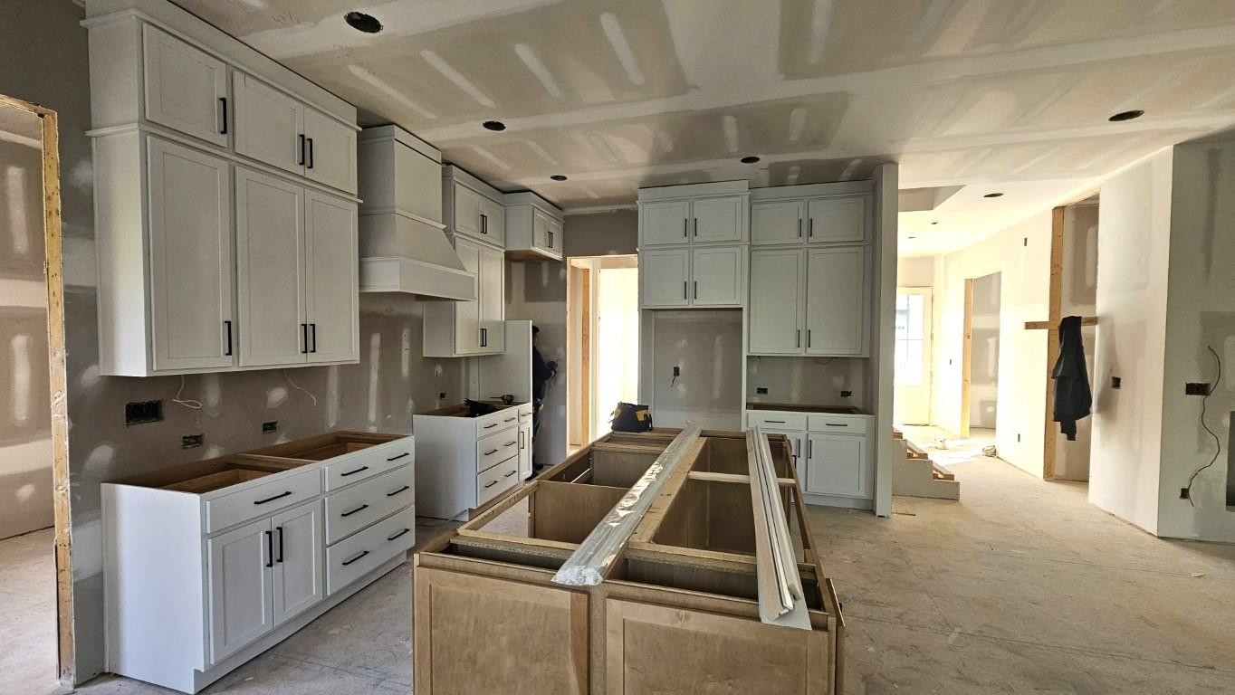 312 Prides Crossing