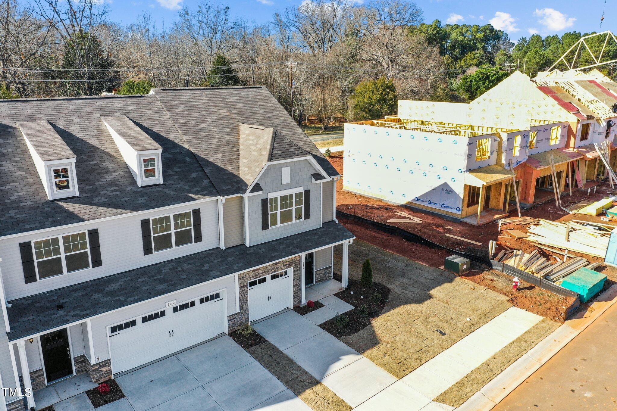 842 Pryor Street