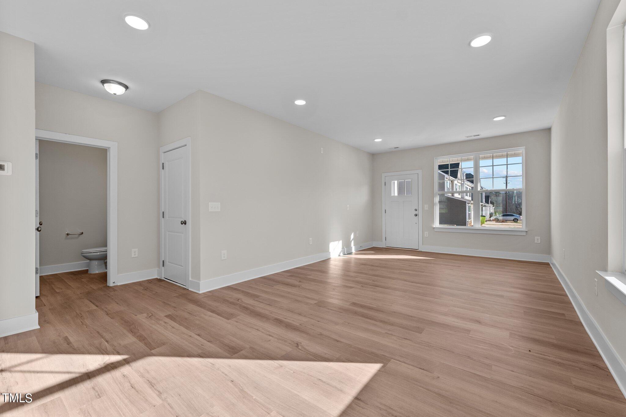 848 Pryor Street