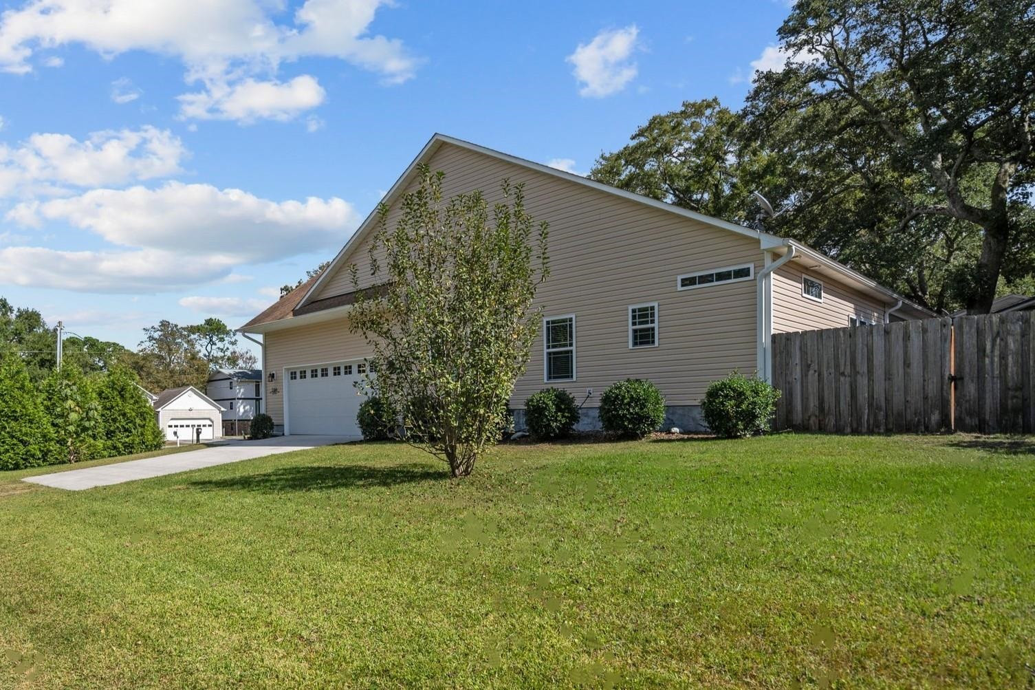240 Marsh Hen Drive