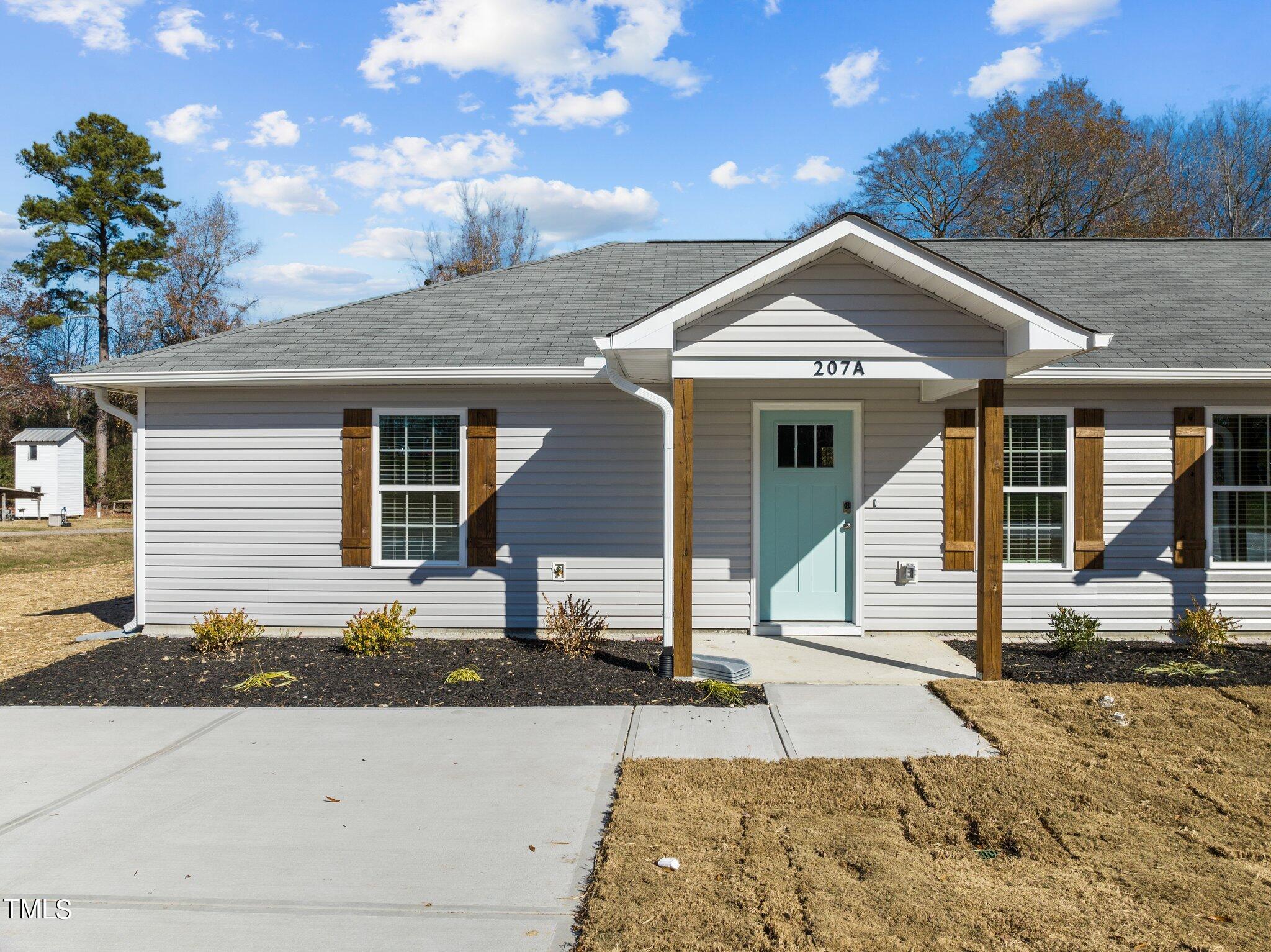 207 Nash Street # B Unit: A-B