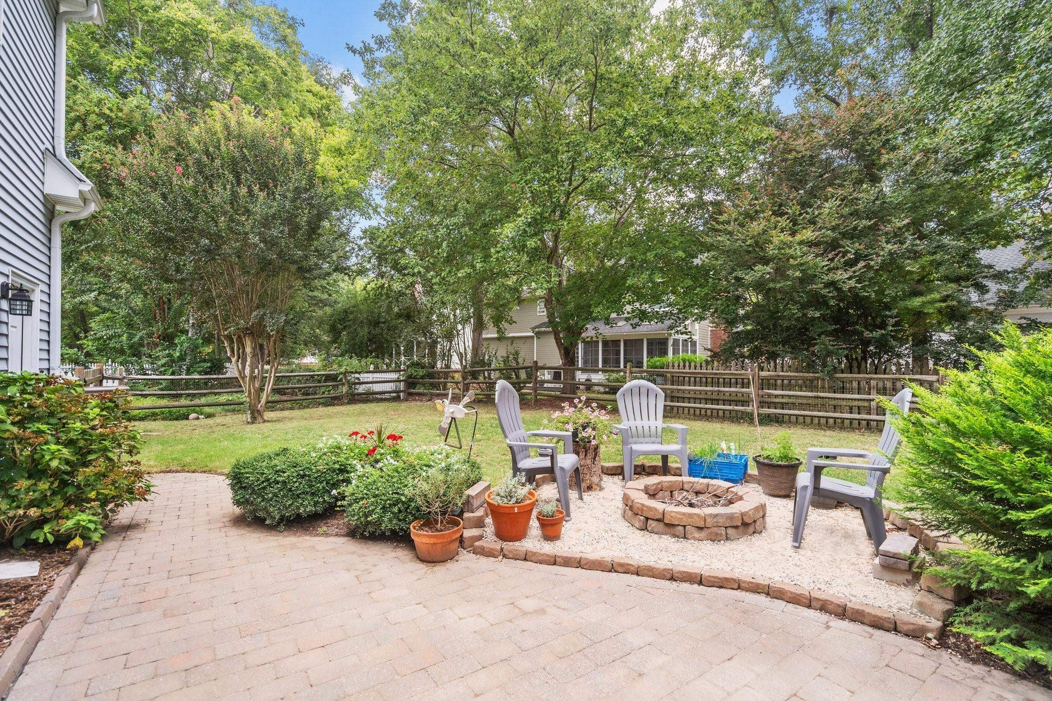 1003 Acorn Court