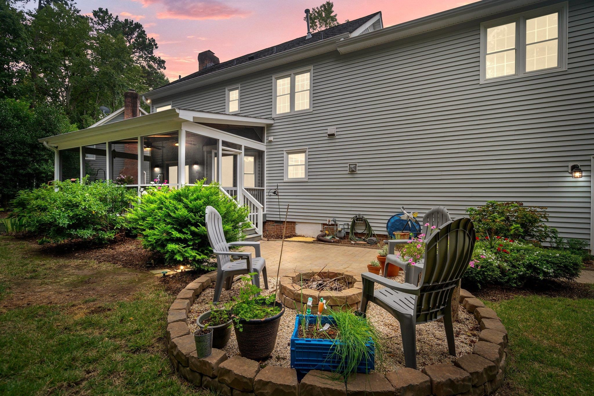 1003 Acorn Court
