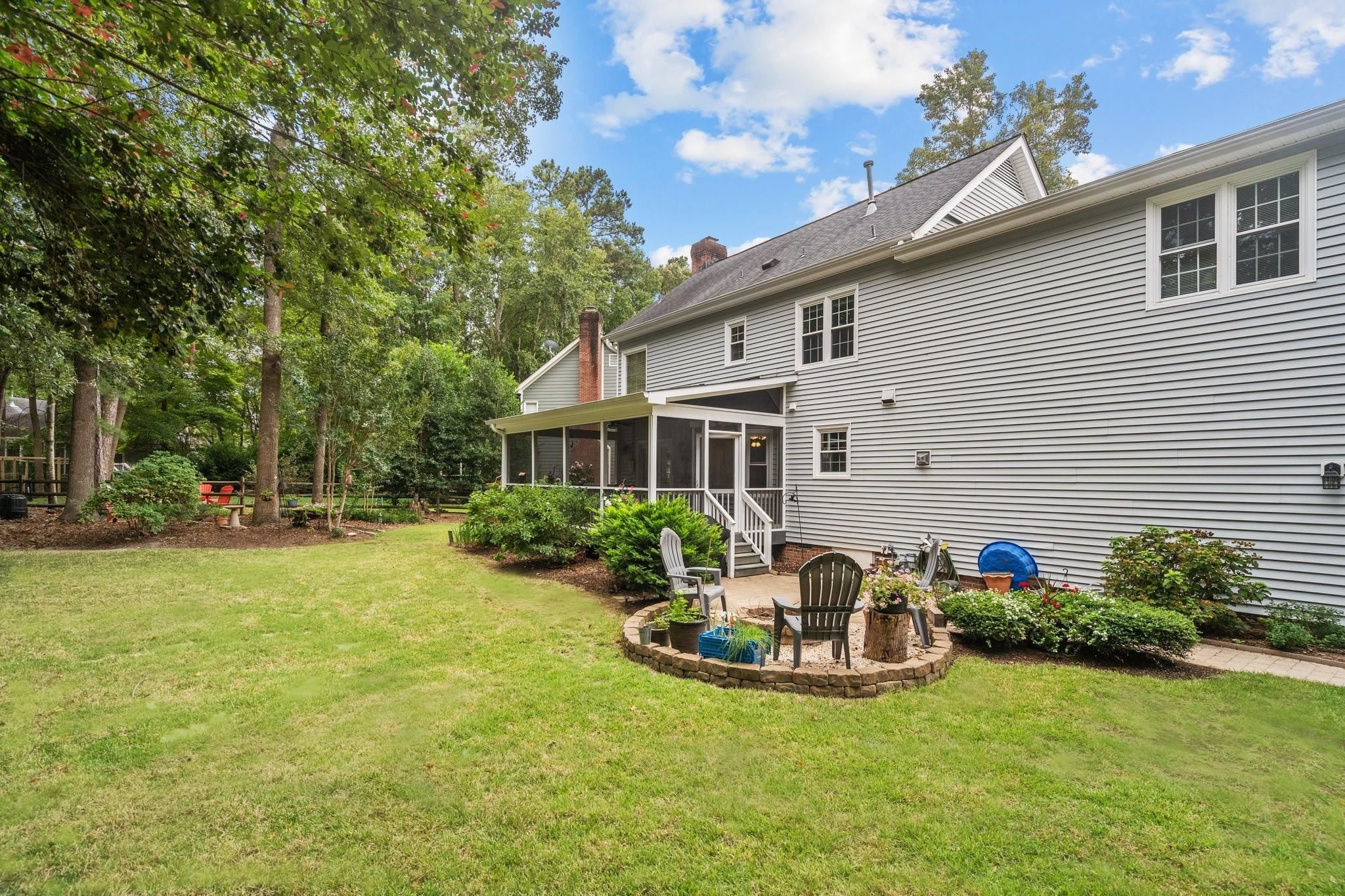 1003 Acorn Court
