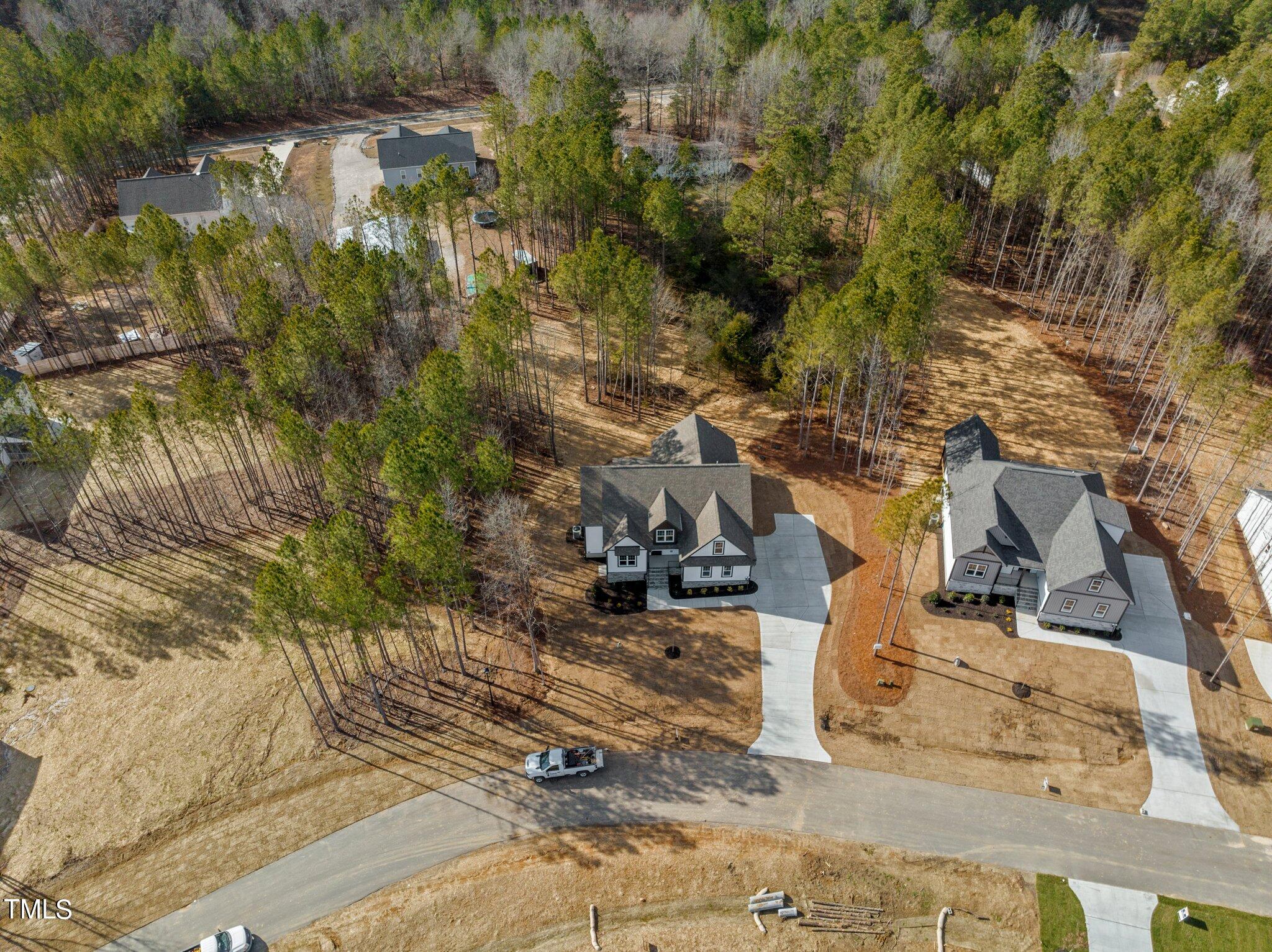 35 Woodford Way
