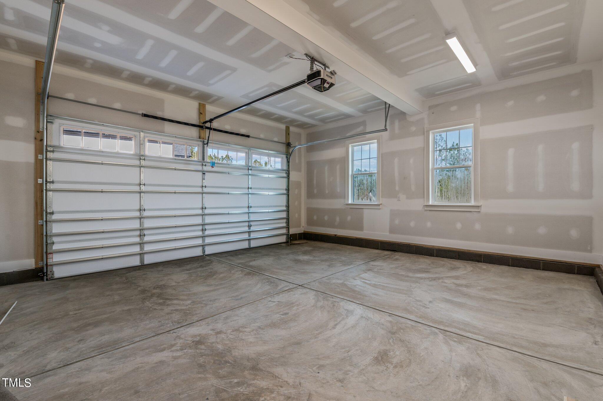 35 Woodford Way