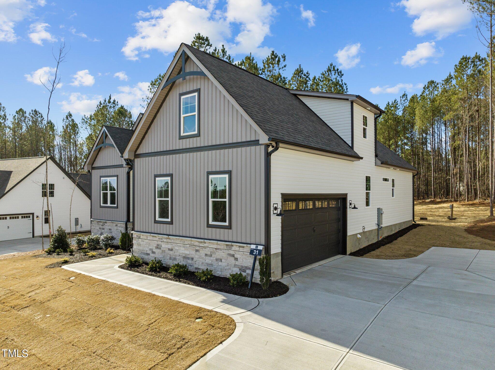 45 Woodford Way