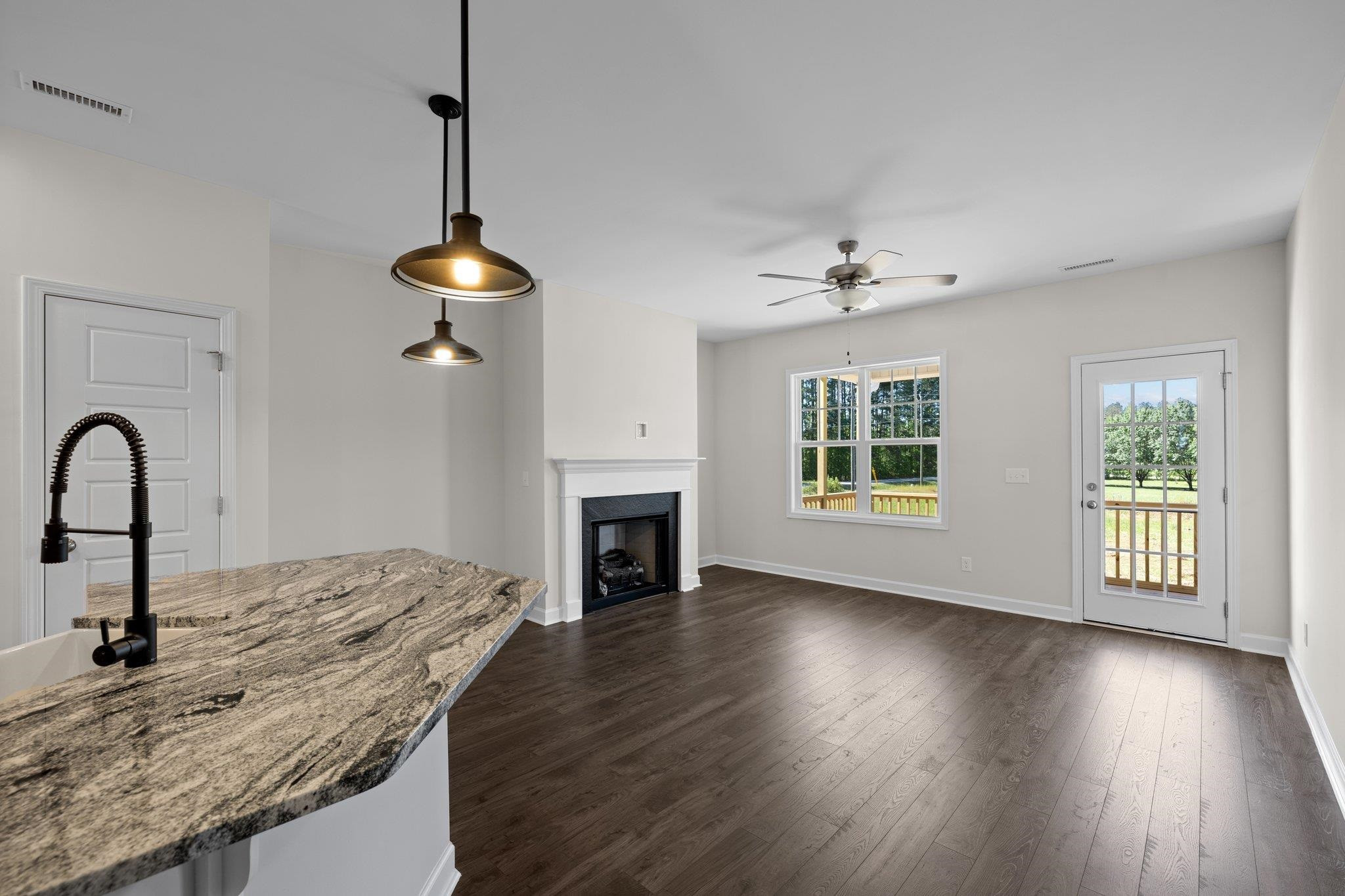 25 Andrews Landing Drive