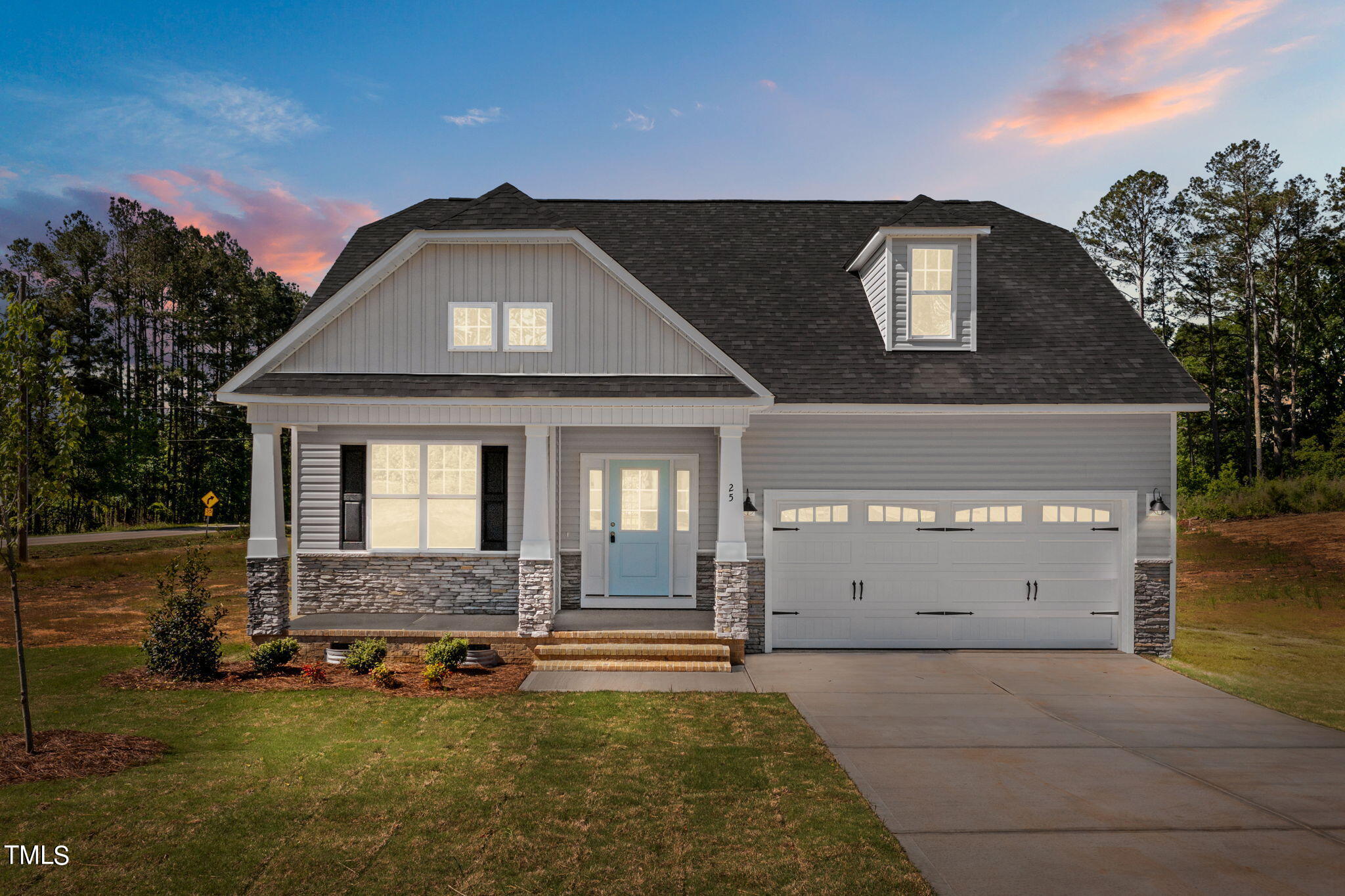 25 Andrews Landing Drive