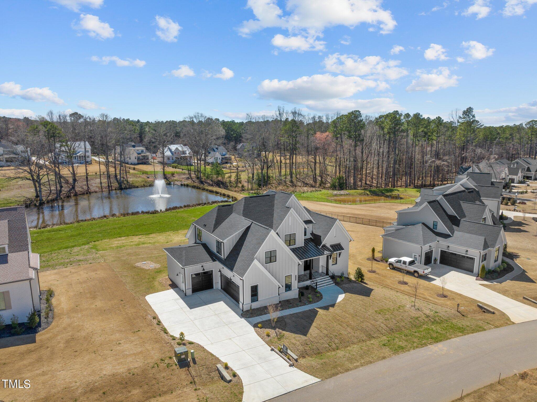 8017 Woodcross Way