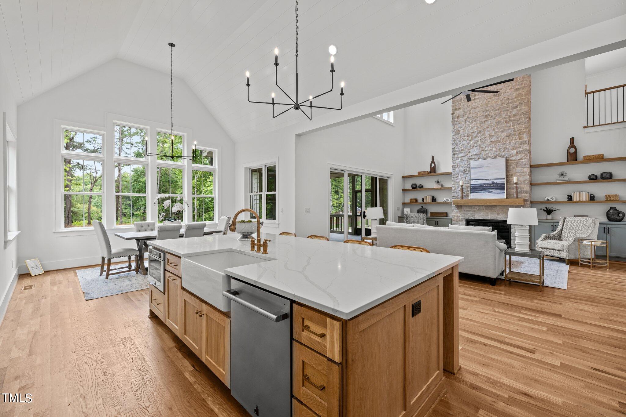 8613 Bishop Pine Lane