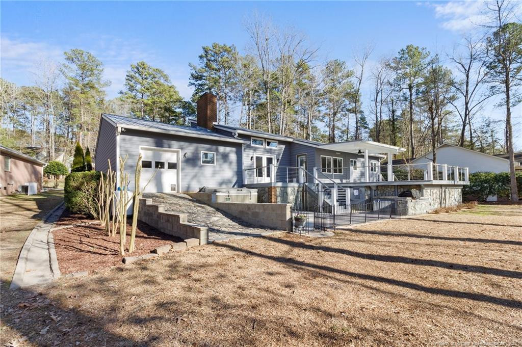 527 Perth Drive
