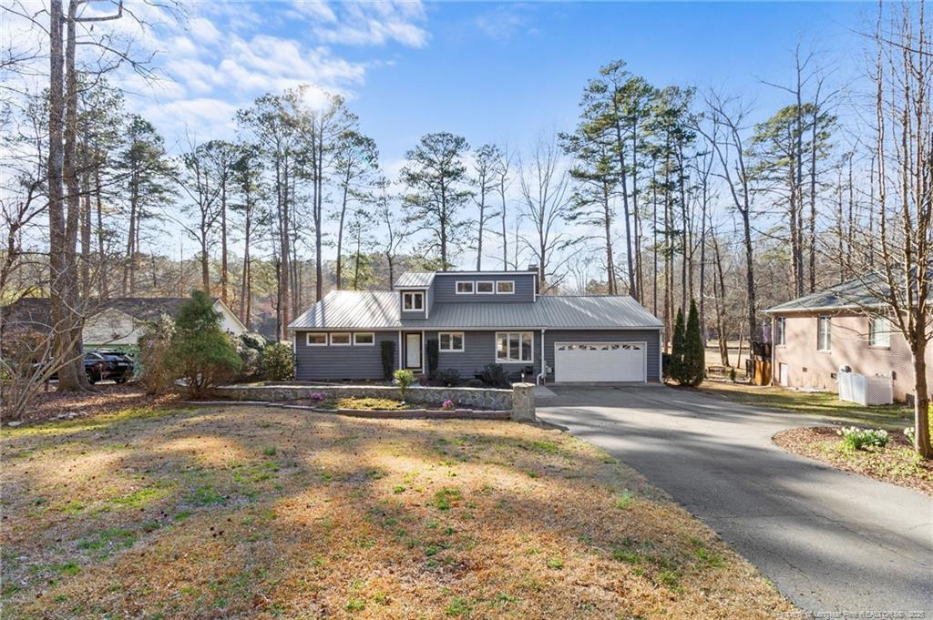 527 Perth Drive