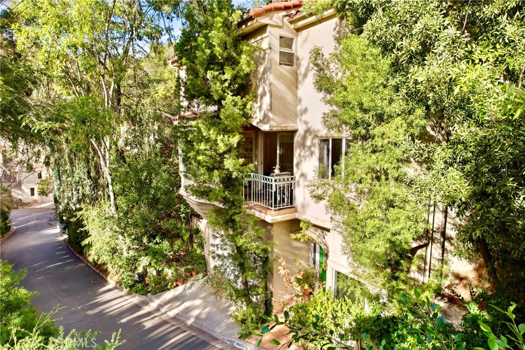 10055 Reevesbury Drive