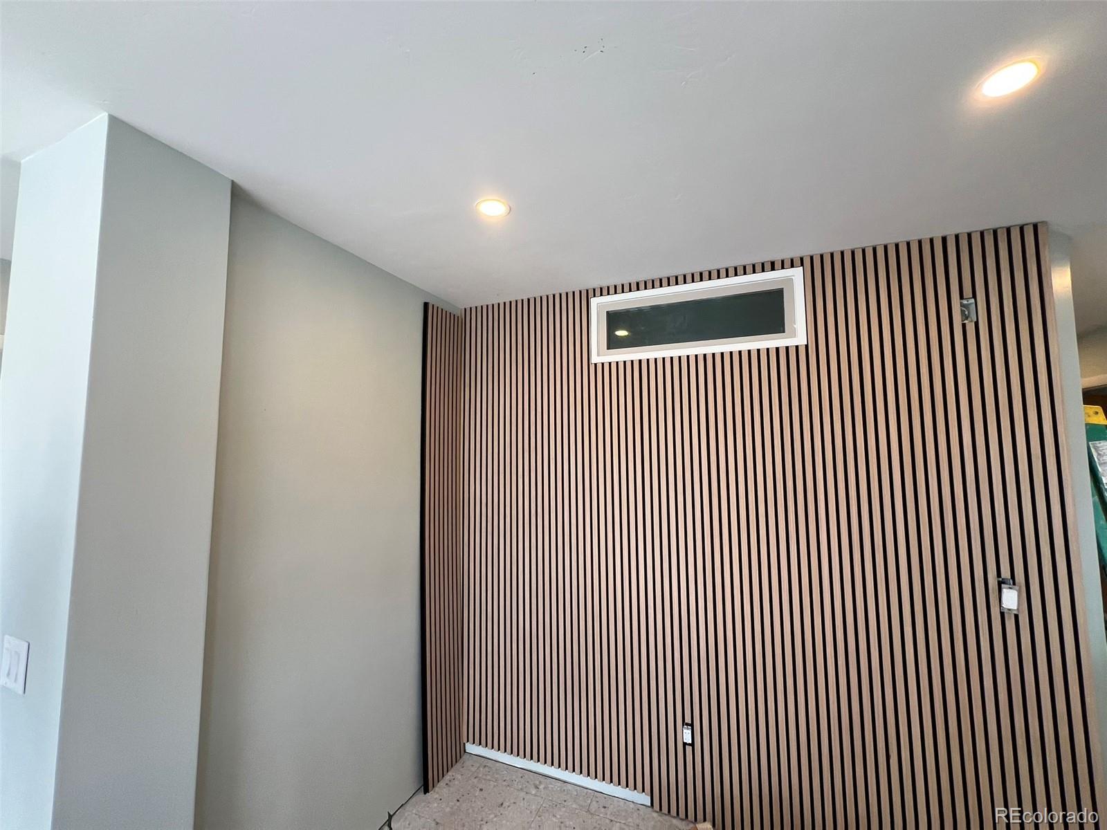 139 E 3rd Street Unit: 10