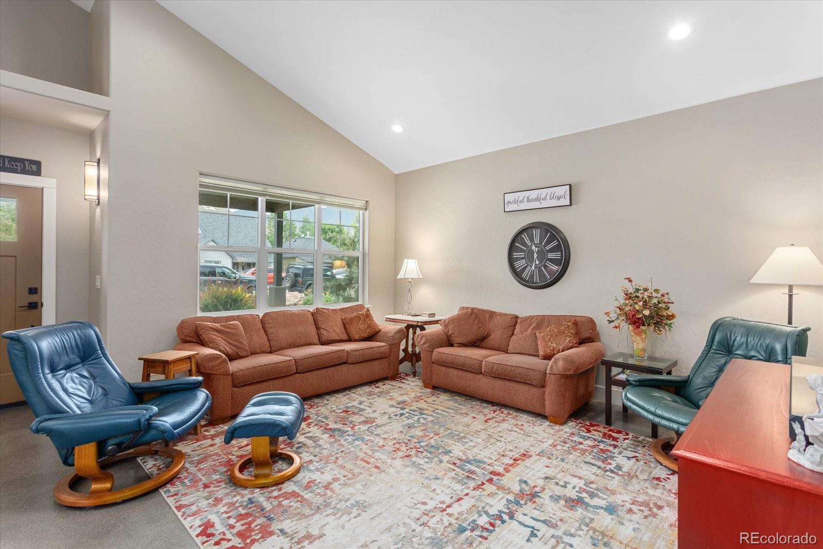 539 W 2nd Street