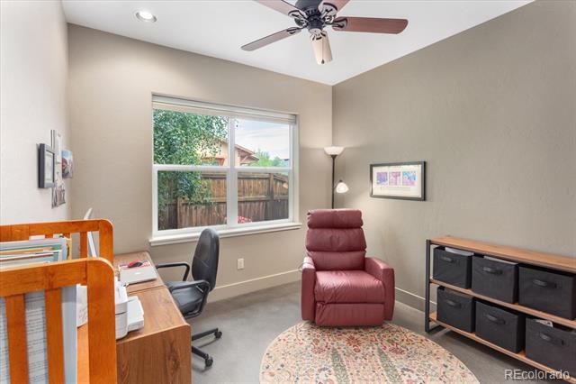 539 W 2nd Street