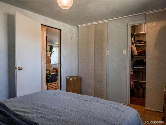 541 W 7th Street