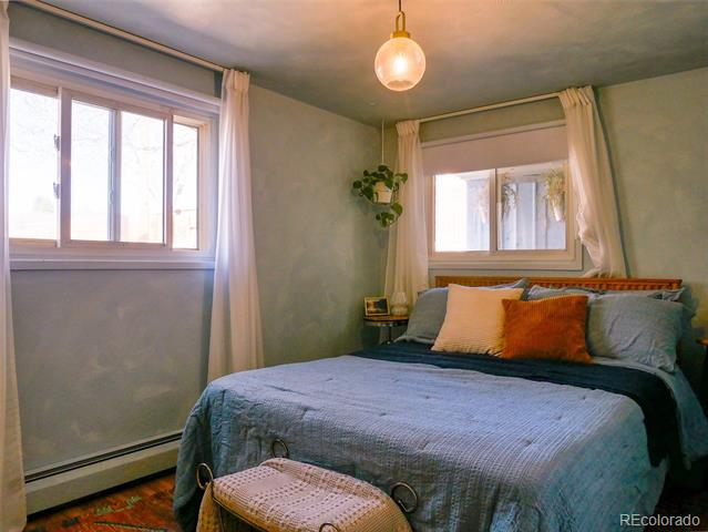 541 W 7th Street