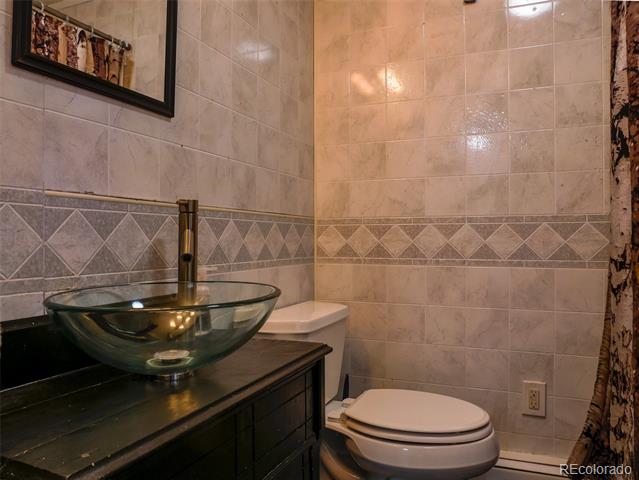 541 W 7th Street