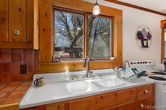 7407 Kortz Trail