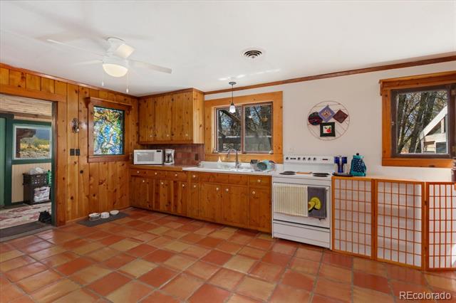 7407 Kortz Trail