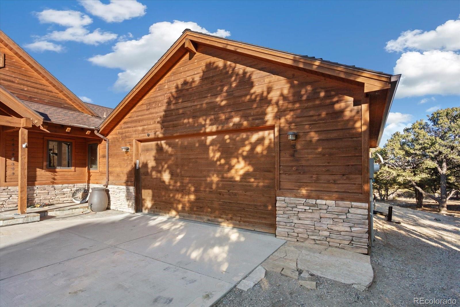6011 Archery Circle