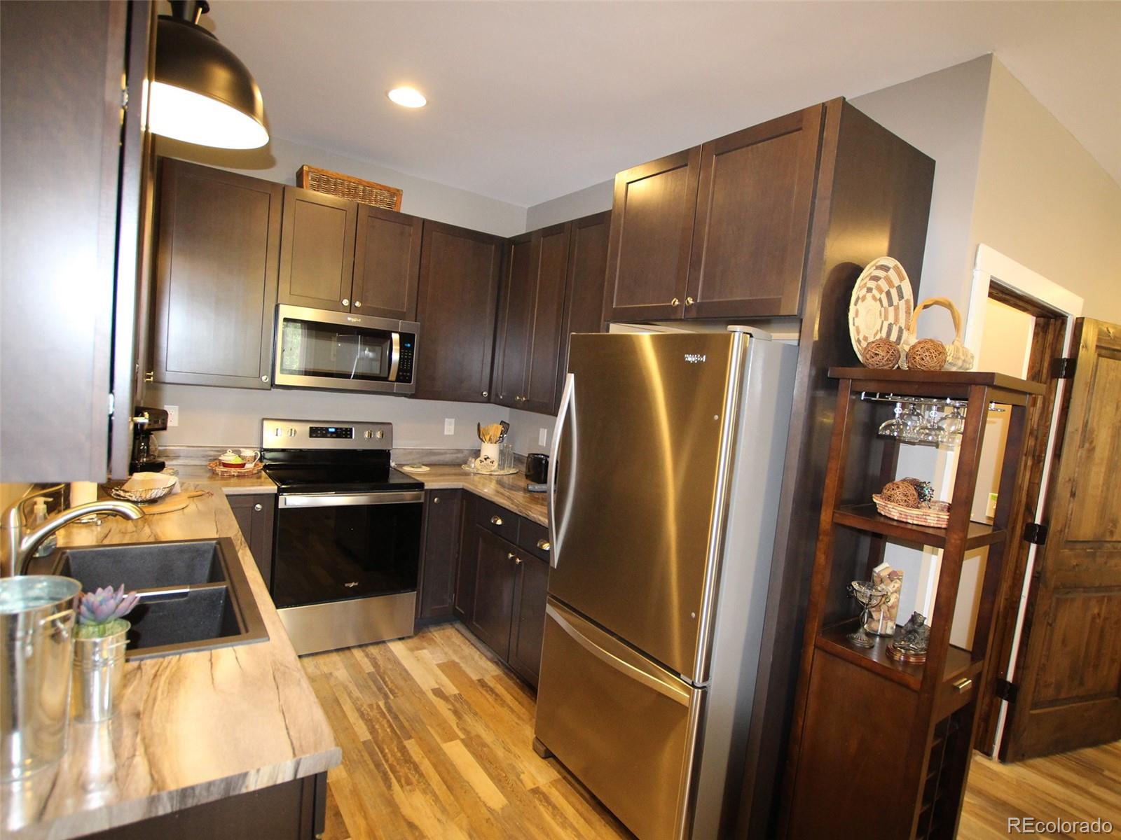 219 Summitview Lane Lane