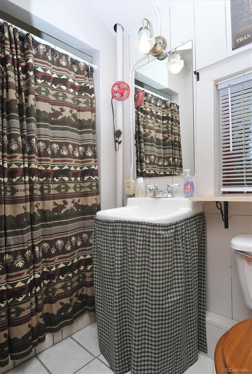 226 S San Juan Avenue Unit: 6 and 7