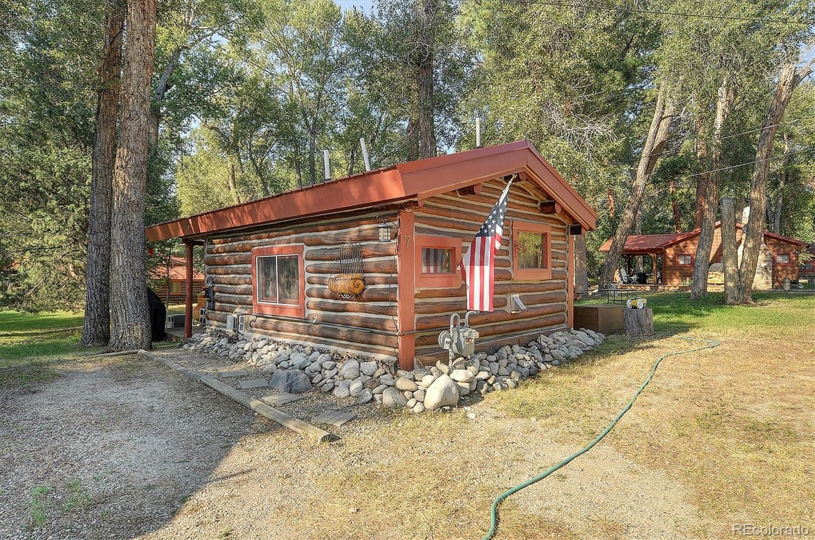 226 S San Juan Avenue Unit: 6 and 7