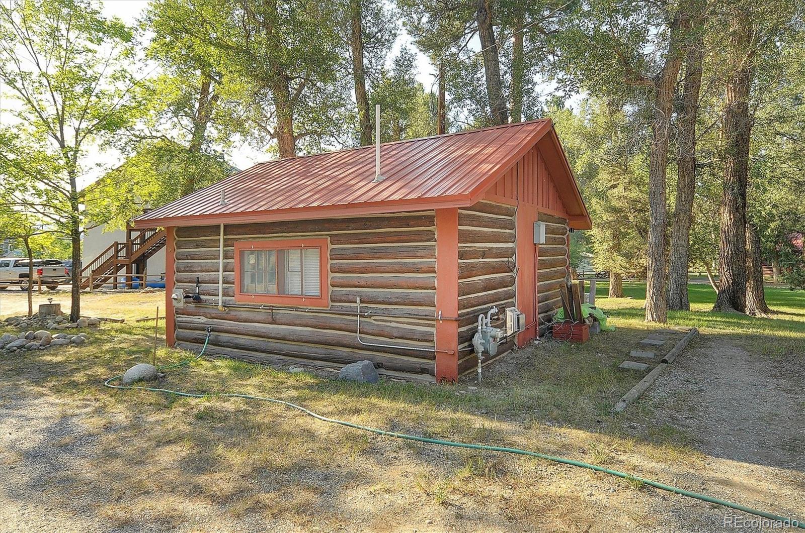 226 S San Juan Avenue Unit: 6 and 7