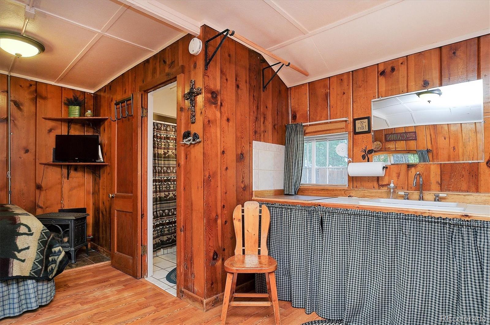 226 S San Juan Avenue Unit: 6 and 7