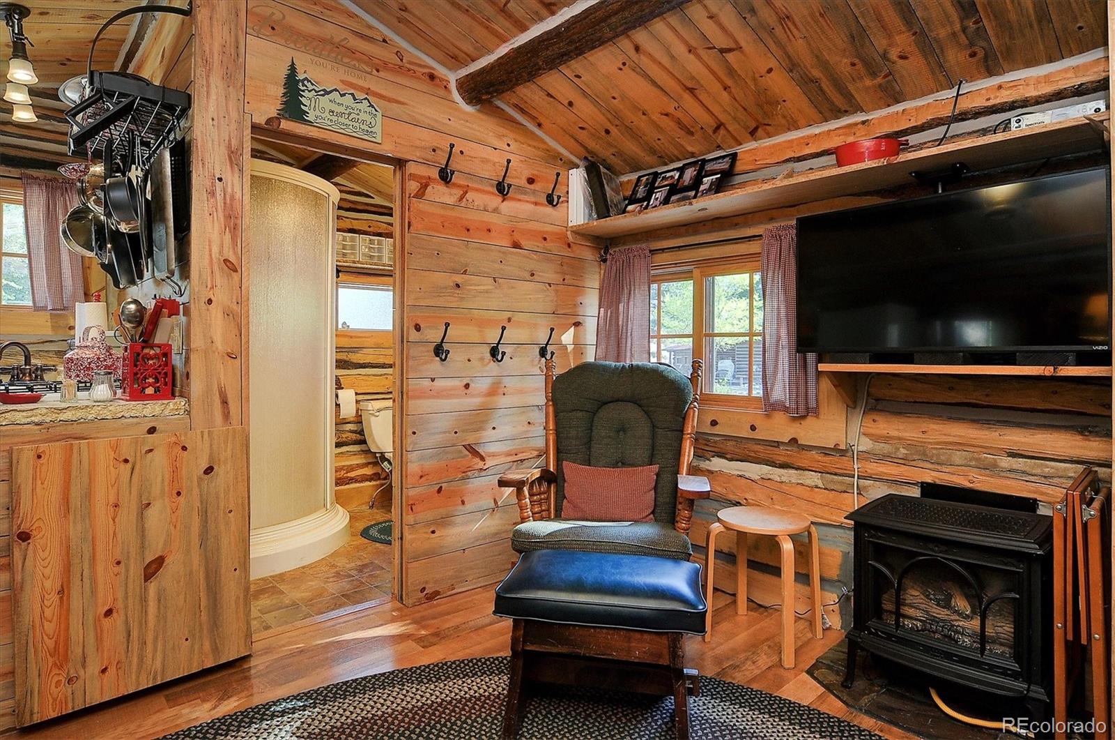 226 S San Juan Avenue Unit: 6 and 7