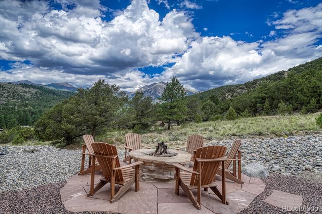 8966 Hanging Tree Drive