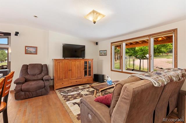 3285 County Road 47