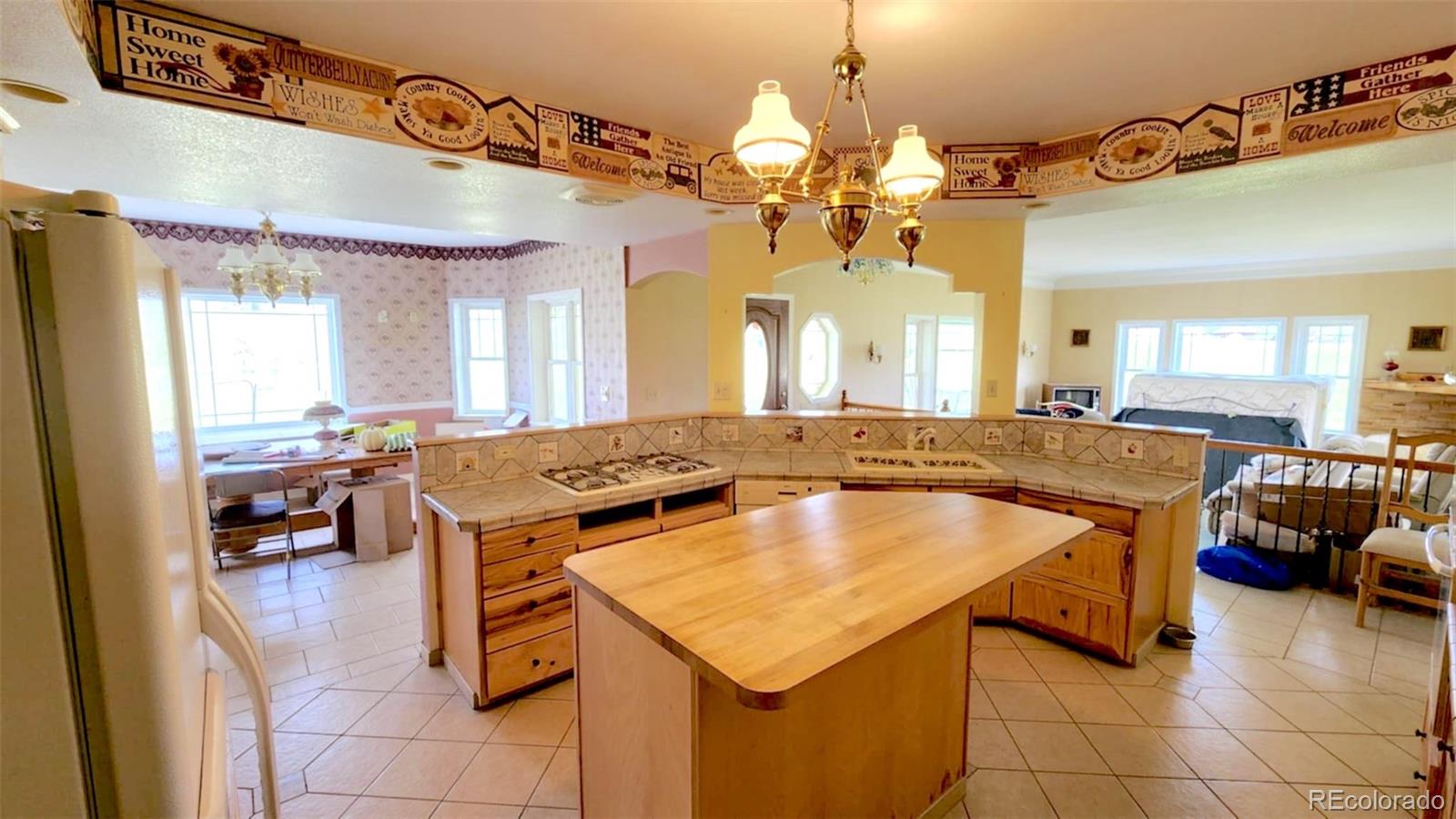 242 E Blarney Stone Road