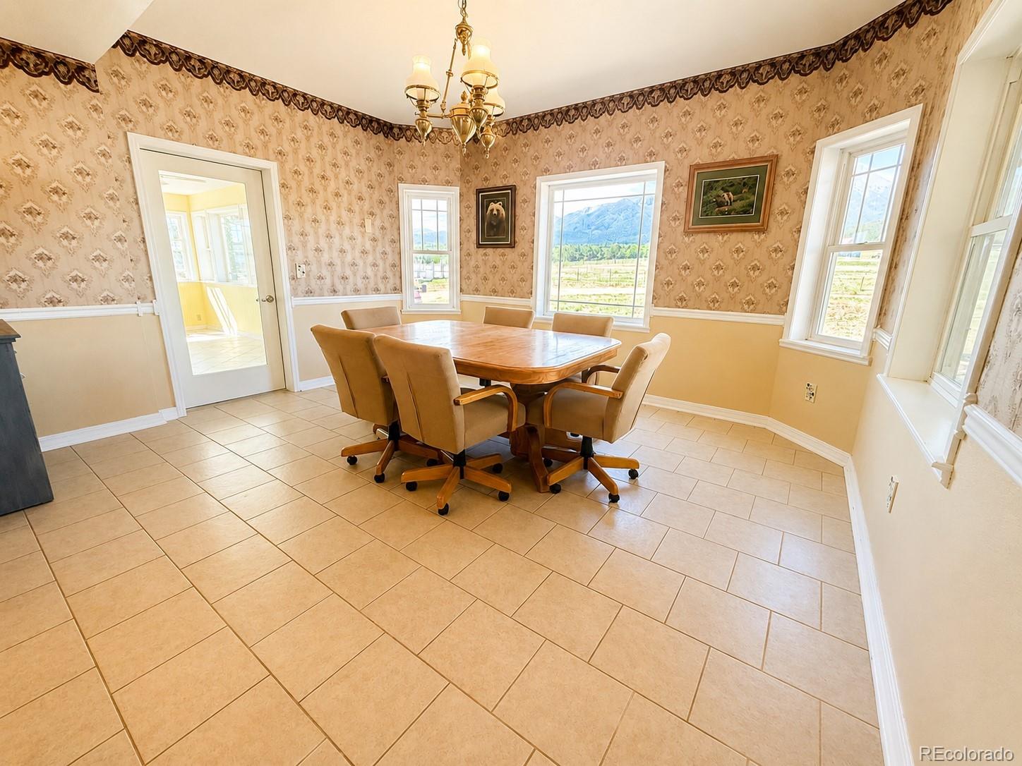 242 E Blarney Stone Road