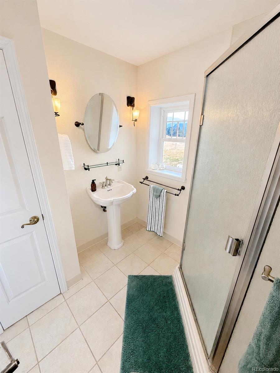 242 E Blarney Stone Road