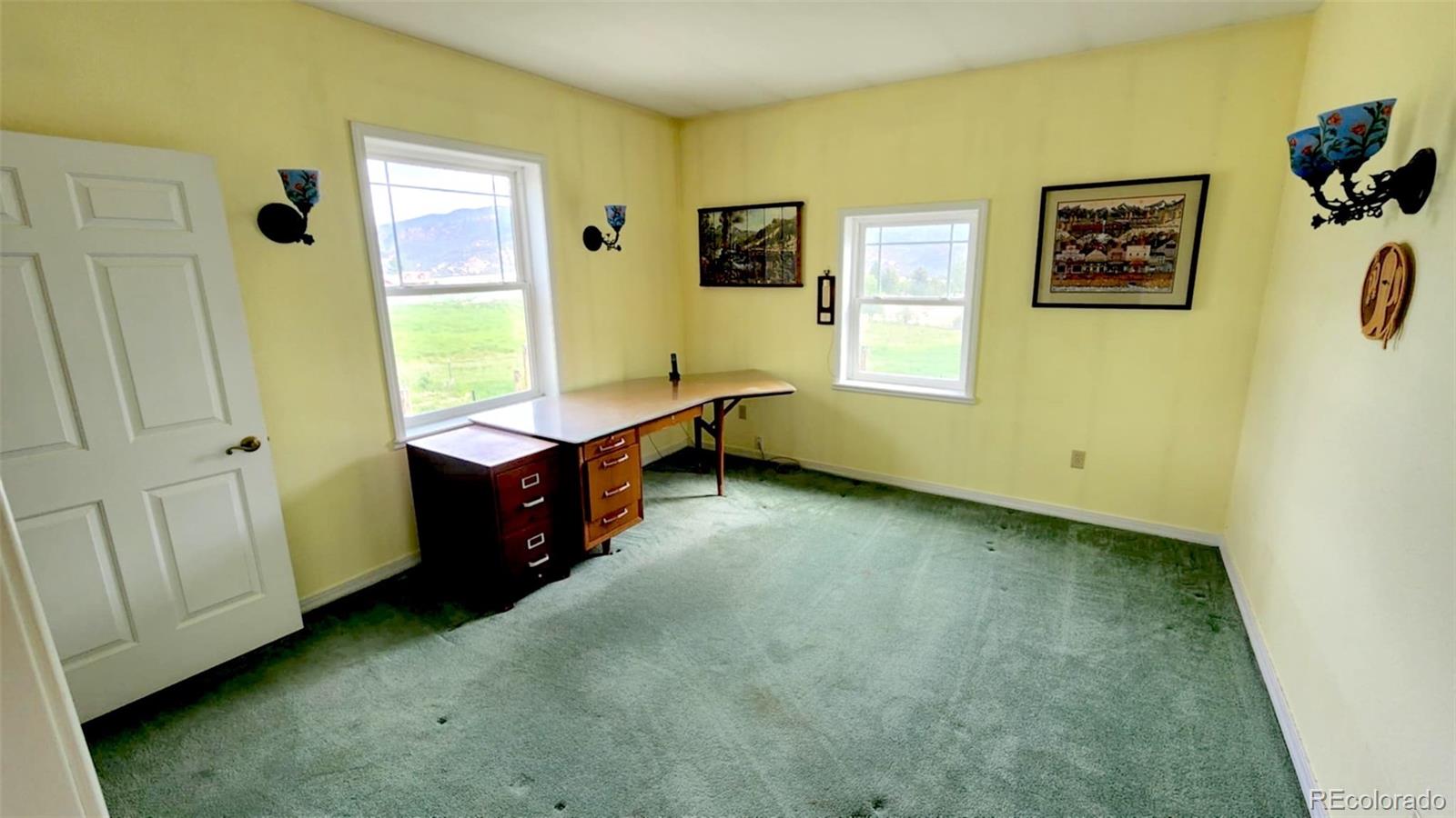 242 E Blarney Stone Road