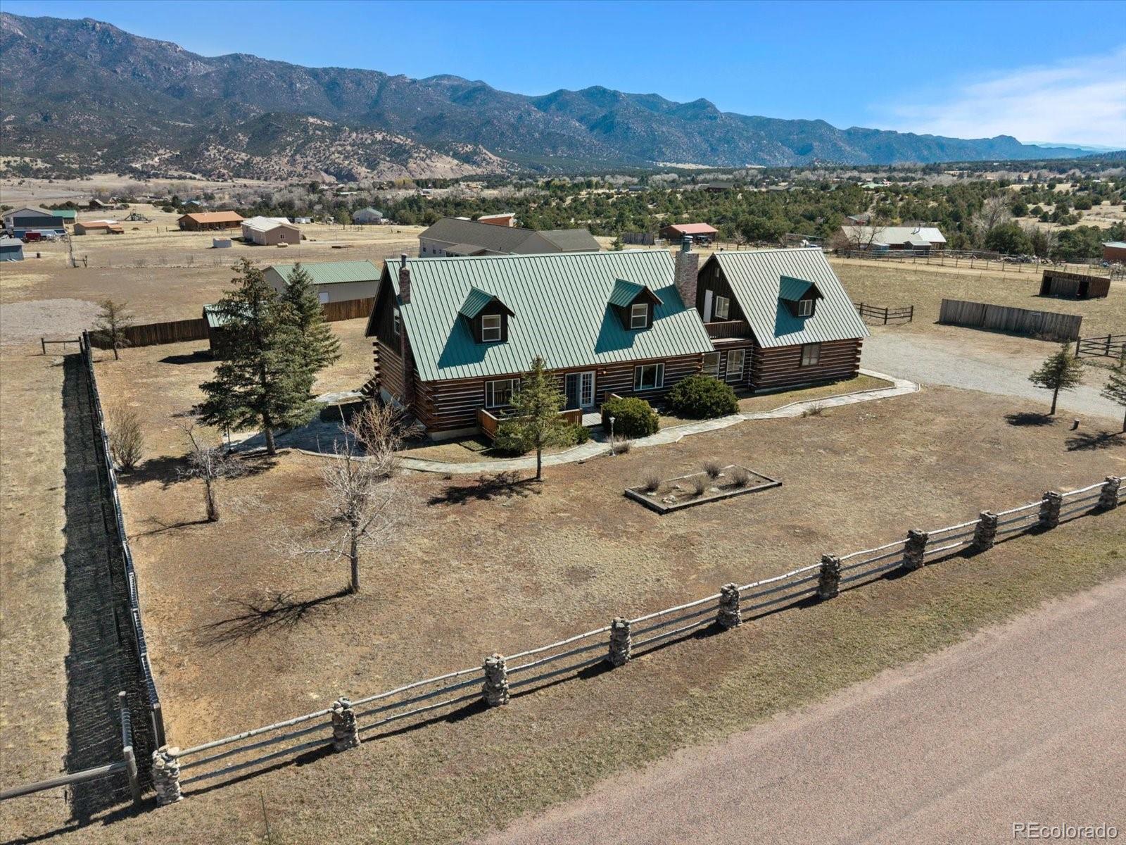 716 W Blarney Stone Road