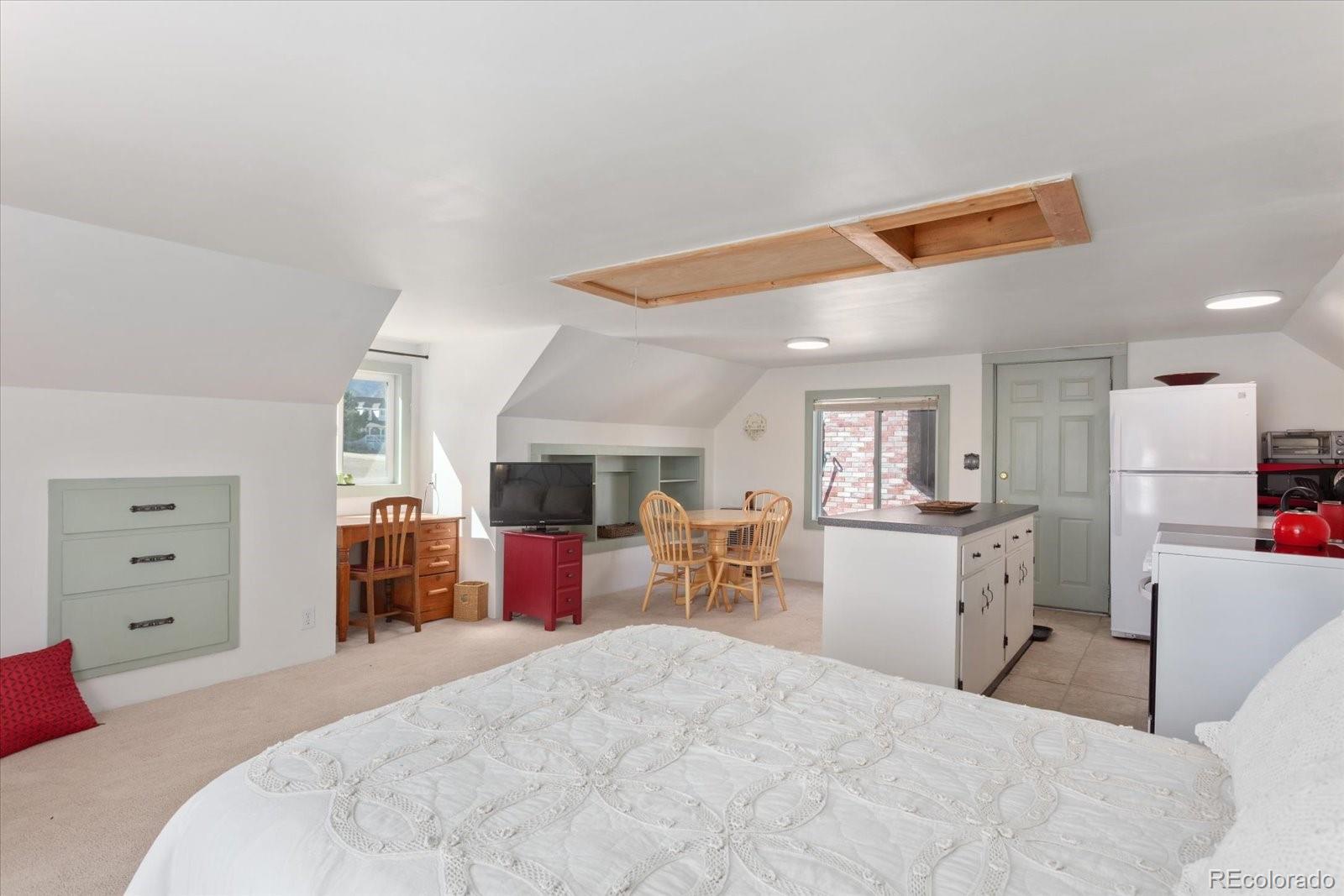 716 W Blarney Stone Road