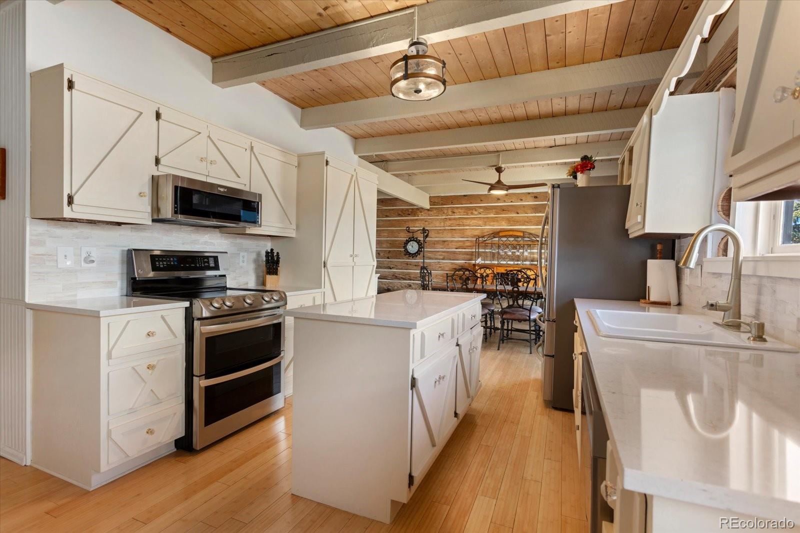 716 W Blarney Stone Road