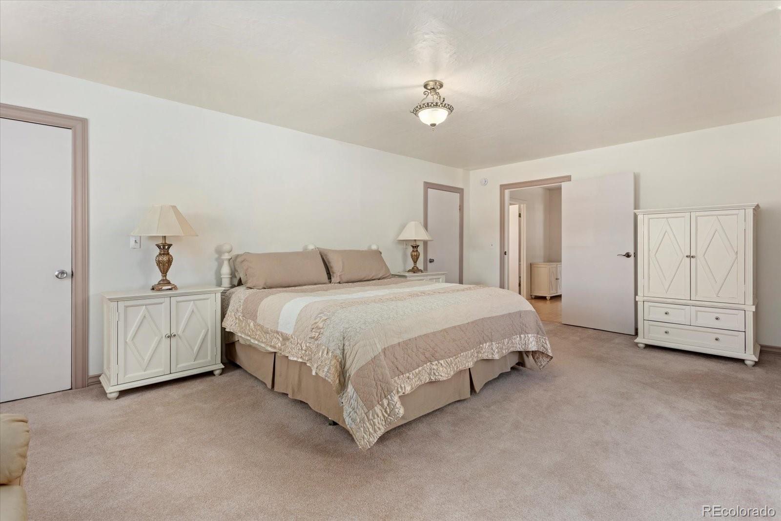 716 W Blarney Stone Road