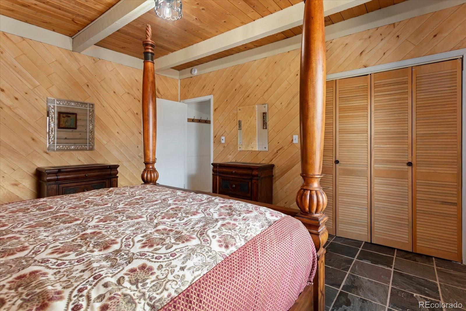 716 W Blarney Stone Road