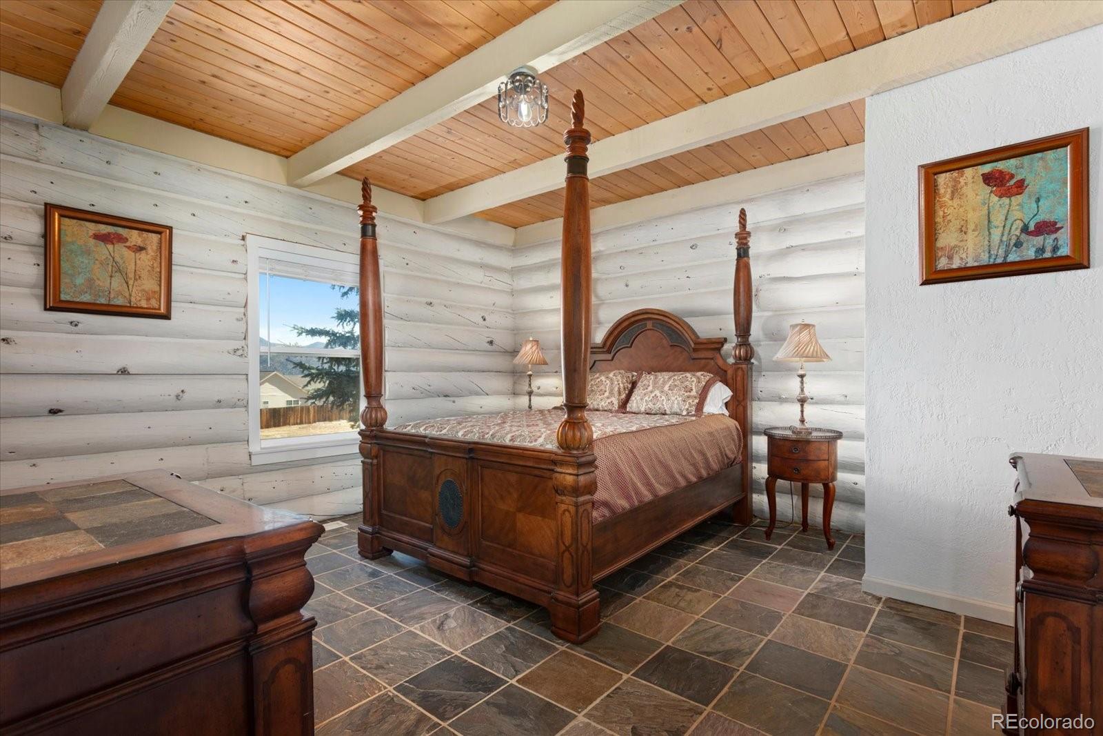 716 W Blarney Stone Road